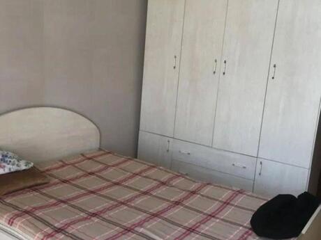 Kirayə 3 otaqlı mənzil, 100 m², İçəri Şəhər: 163 ₼/ay 2