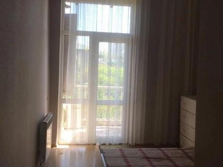 Kirayə 3 otaqlı mənzil, 100 m², İçəri Şəhər: 163 ₼/ay 4