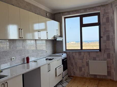 4-room apartment for rent, 110 m², Sahil: 350 ₼/mo 2