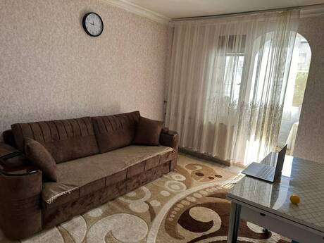 Elan №6441841 - Bakı, Nərimanov r., 2 otaqlı, 35 m², 2/5 mərtəbə