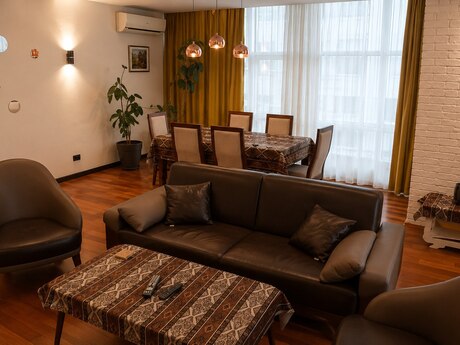3 otaqlı mənzil, 135 m², Şah İsmayıl Xətai: 450 000 ₼ 3