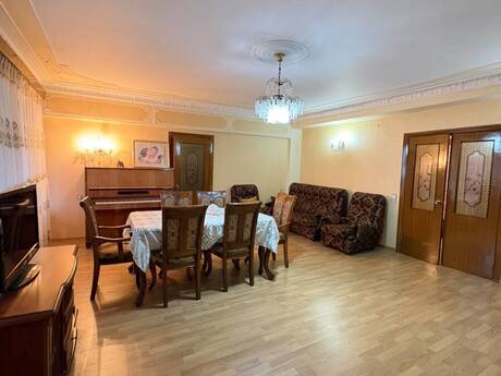 3 otaqlı mənzil, 85 m², 28 May: 289 000 ₼ 4