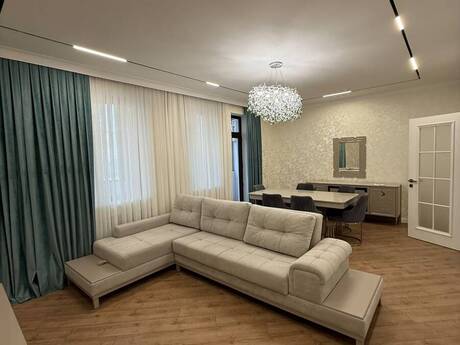 Elan №6441933 - Bakı, Memar Əcəmi m., 3 otaqlı, 130 m², 11/15 mərtəbə