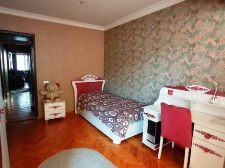 5 otaqlı mənzil, 110 m², Gənclik: 365 000 ₼ 2