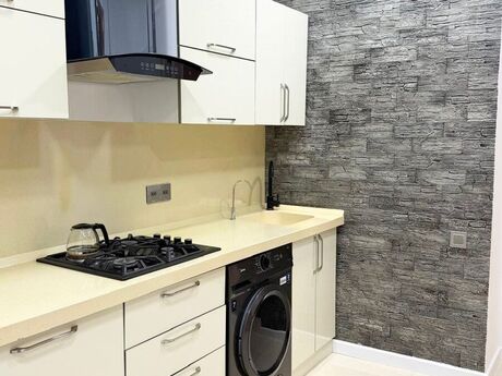 Kirayə 2 otaqlı mənzil, 70 m², 28 May: 1 000 ₼/ay 5