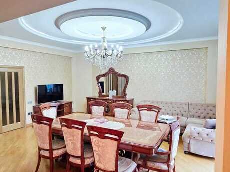 Kirayə 3 otaqlı mənzil, 170 m², Nizami: 1 800 ₼/ay 2