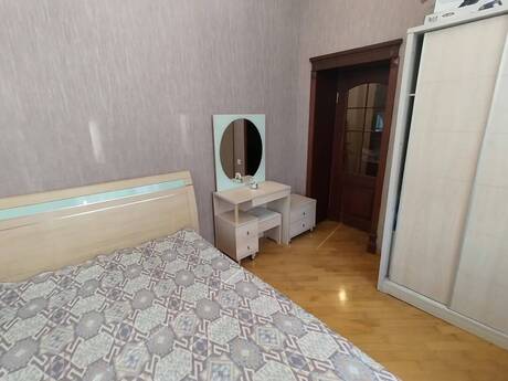 Kirayə 2 otaqlı mənzil, 60 m², 28 May: 800 ₼/ay 2