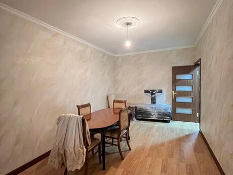 Elan №6442033 - Bakı, 8-ci mikrorayon q., 4 otaqlı, 100 m², 3/9 mərtəbə