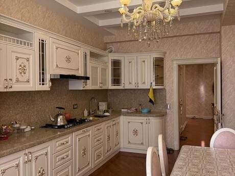 4 otaqlı mənzil, 180 m², Kubinka: 577 000 ₼ 2