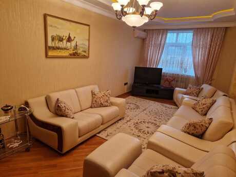 3 otaqlı mənzil, 132 m², 20 Yanvar: 298 000 ₼ 4