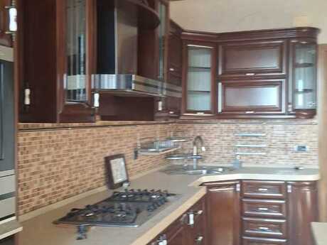 5 otaqlı mənzil, 205 m², Qara Qarayev: 550 000 ₼ 5