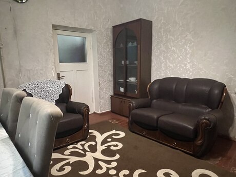 2-room apartment for rent, 42 m², Bülbülə: 400 ₼/mo 2