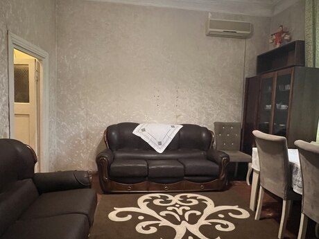 2-room apartment for rent, 42 m², Bülbülə: 400 ₼/mo 3