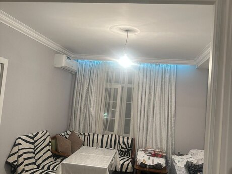 3-room apartment, 100 m², 8 Noyabr: 230 000 ₼ 2