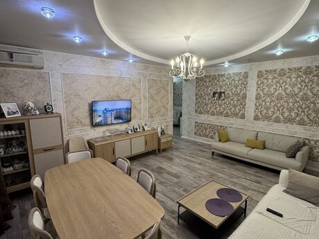4 otaqlı mənzil, 160 m², 20 Yanvar: 355 000 ₼ 2