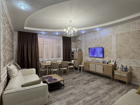 Elan №6442138 - Bakı, 20 Yanvar m., 4 otaqlı, 160 m², 13/17 mərtəbə