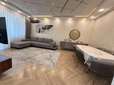 2 otaqlı mənzil, 85 m², 8 Noyabr: 255 000 ₼ 2