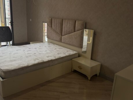 2-room apartment for rent, 66 m², West Town: 750 ₼/mo 3