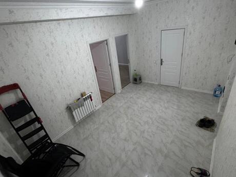Kirayə 1 otaqlı mənzil, 68 m², Saray: 450 ₼/ay 3