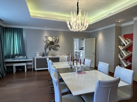 4 otaqlı mənzil, 240 m², Şah İsmayıl Xətai: 615 000 ₼ 2