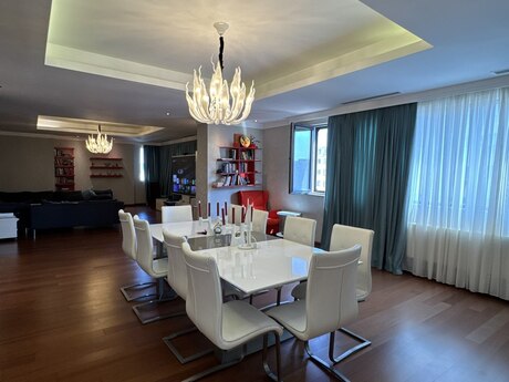 Elan №6431824 - Bakı, Şah İsmayıl Xətai m., 4 otaqlı, 240 m², 18/19 mərtəbə