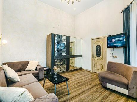 2-room apartment, 72 m², Sahil: 250 000 ₼ 5