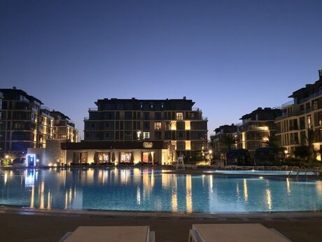2 rooms · 90 m² · floor 1/5, Sea Breeze