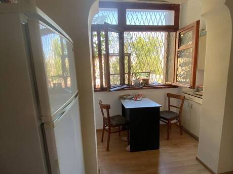 Kirayə 1 otaqlı mənzil, 40 m², Xalqlar Dostluğu: 240 ₼/ay 3