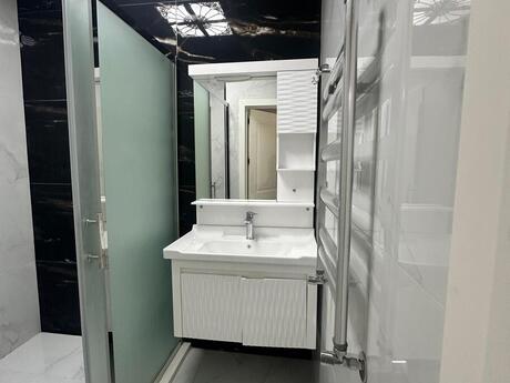 Kirayə 2 otaqlı mənzil, 90 m², Renessans Palace: 1 400 ₼/ay 4