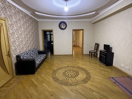 4 otaqlı mənzil, 137 m², Qaraçuxur: 285 000 ₼ 3