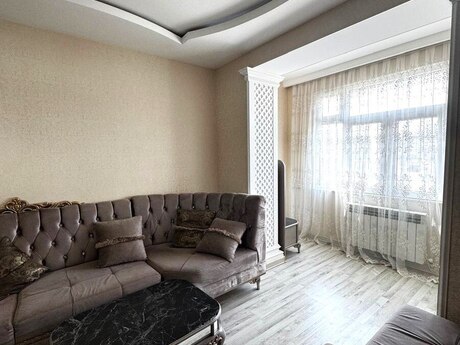 Kirayə 2 otaqlı mənzil, 65 m², Neftçilər: 740 ₼/ay 3