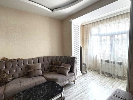 Аренда: 2-комнатная квартира, 70 м², Neftçilər: 749 ₼/мес 5