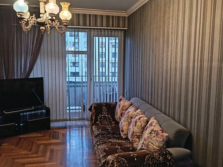 Объявление №6442575 - Баку, м. Элмляр Академиясы, 3-комн., 100 м², 11/13 этаж