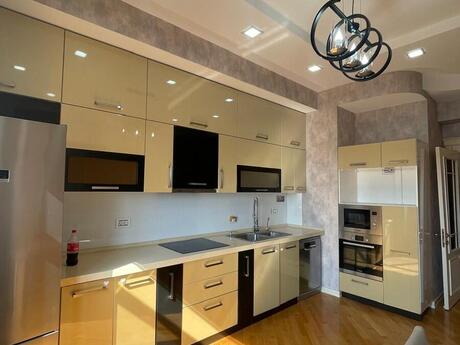 Kirayə 3 otaqlı mənzil, 132 m², Ağ şəhər: 1 950 ₼/ay 5