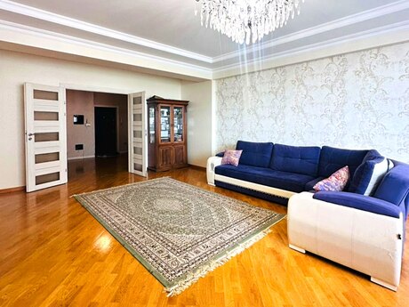 3-комнатная квартира, 151 м², Badamdar: 449 000 ₼ 3