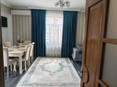 Elan №6442729 - Bakı, İnşaatçılar m., 2 otaqlı, 60 m², 4/17 mərtəbə