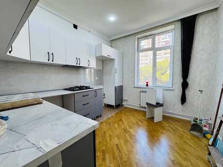 Объявление №5724958 - Баку, м. Кара Караев, 3-комн., 84 м², 3/5 этаж