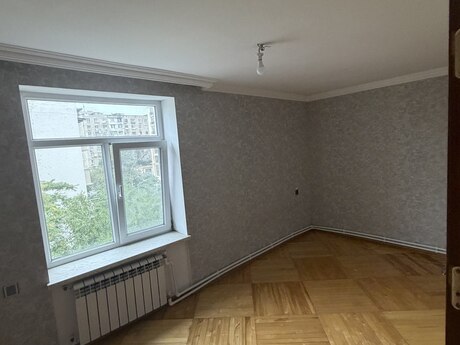 Аренда: 2-комнатная квартира, 60 м², Elmlər Akademiyası: 800 ₼/мес 3