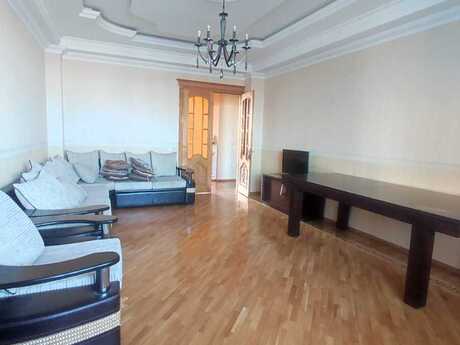 Kirayə 3 otaqlı mənzil, 120 m², Memar Əcəmi: 800 ₼/ay 2