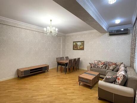 Elan №6442901 - Bakı, Nəsimi r., 3 otaqlı, 150 m², 7/17 mərtəbə