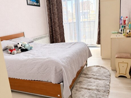 Elan №6442910 - Bakı, 28 May m., 1 otaqlı, 50 m², 3/15 mərtəbə