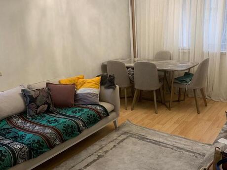 2-room apartment for rent, 52 m², Memar Əcəmi: 550 ₼/mo 2