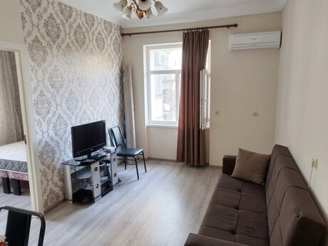 2-room apartment, 40 m², 8 Noyabr: 138 000 ₼ 2