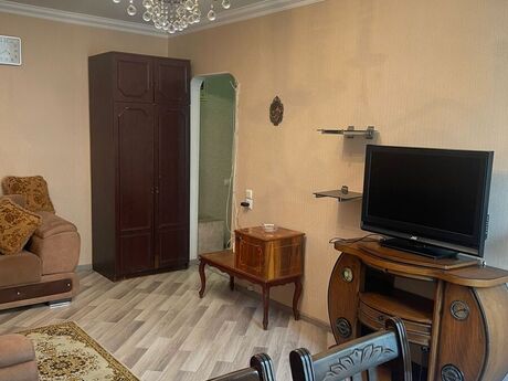Kirayə 1 otaqlı mənzil, 40 m², Elmlər Akademiyası: 700 ₼/ay 5