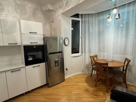 Kirayə 3 otaqlı mənzil, 110 m², Nizami: 1 350 ₼/ay 4