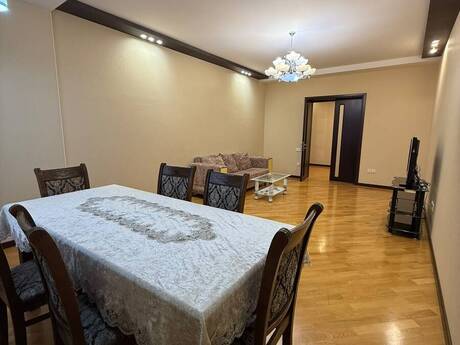 Kirayə 3 otaqlı mənzil, 150 m², Nəriman Nərimanov: 1 200 ₼/ay 2