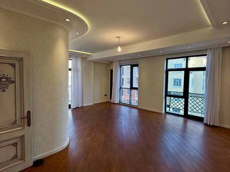 3-комнатная квартира, 140 м², Nəriman Nərimanov: 490 000 ₼ 4