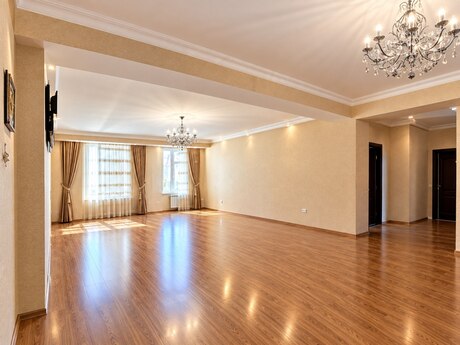 4 otaq · 158 m² · 12/14 mərtəbə, 28 May