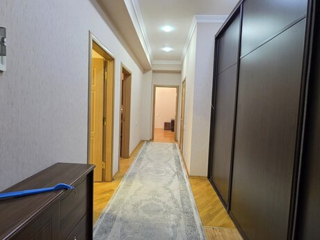 Объявление №6443132 - Баку, м. Кара Караев, 2-комн., 90 м², 13/13 этаж