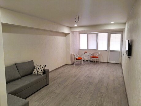 Kirayə 2 otaqlı mənzil, 90 m², Gənclik: 1 200 ₼/ay 2